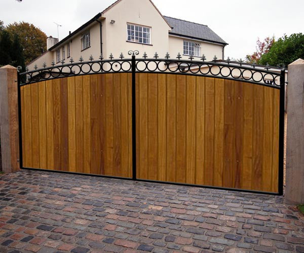 Bath Estate Gate from