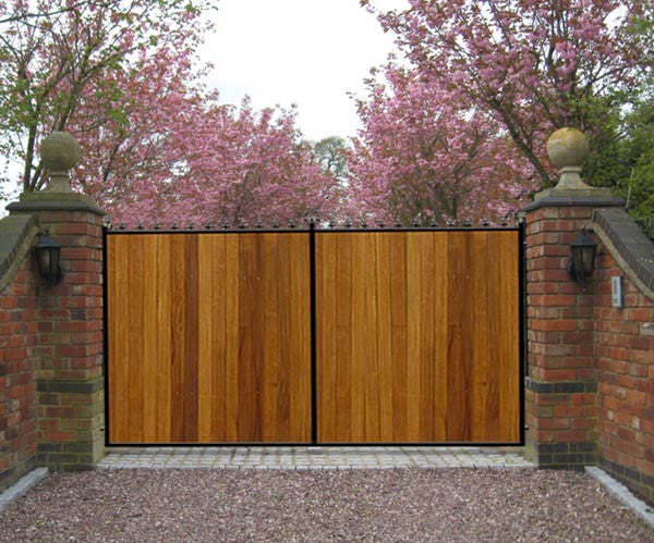 Middleton Estate Gate from