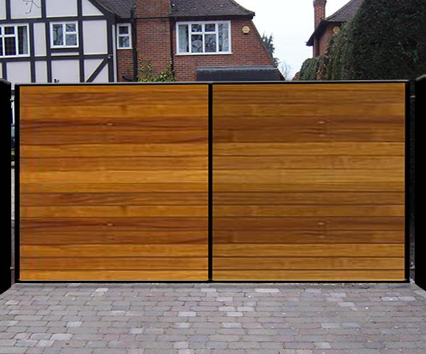 Warwickshire Estate Gate from