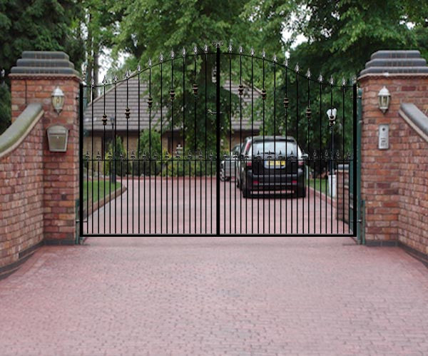 Wentworth Estate Gate from